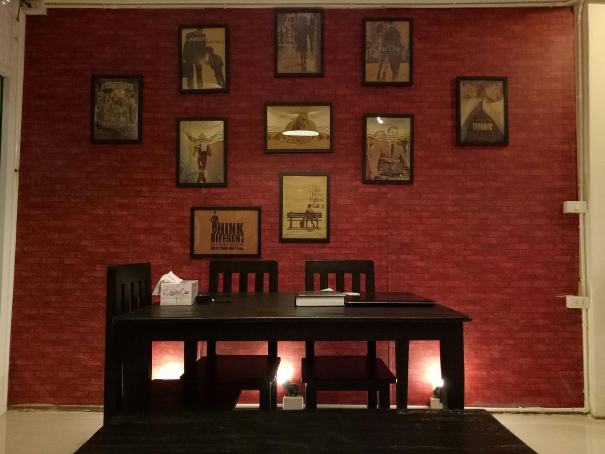 Mana Hostel Bangkok Buitenkant foto